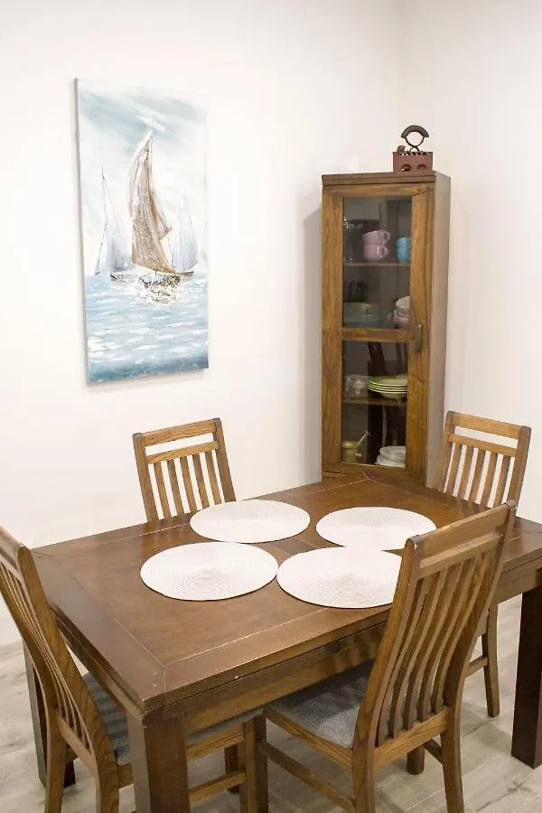 White Orchid Pula Apartment